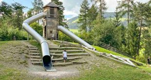 Kurpark Villabassa - torre con gli scivoli