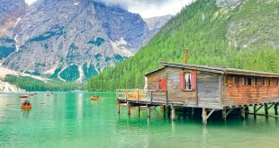 Lago di Braies - casetta noleggio barche